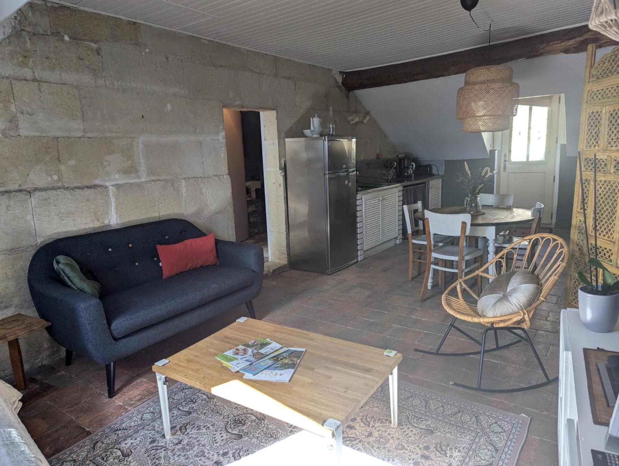 Appartement Des Hirondelles , Au Pied Du Chateau Chinon Eksteriør billede